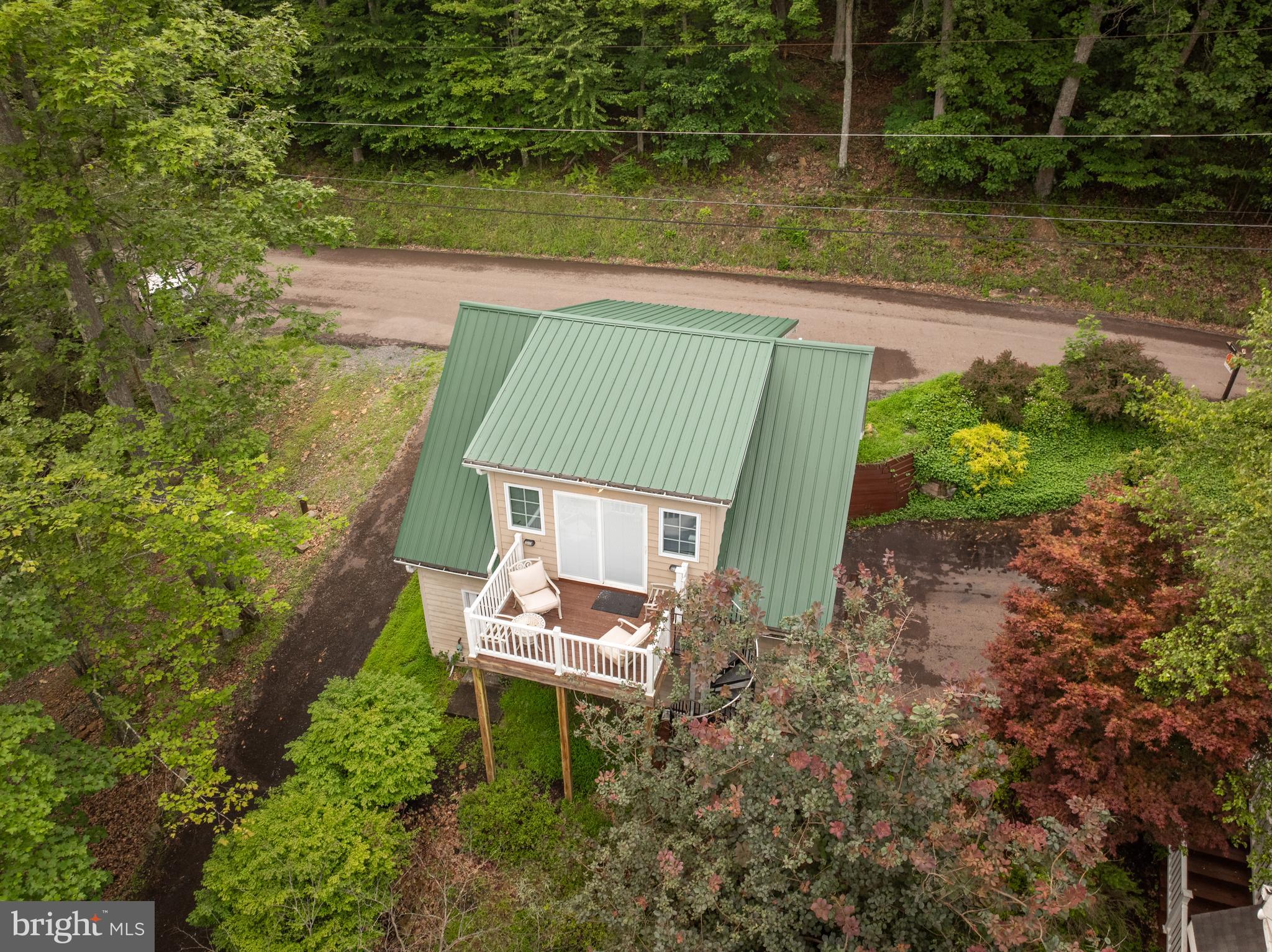 SHINGLE CAMP TERRACE - Residential