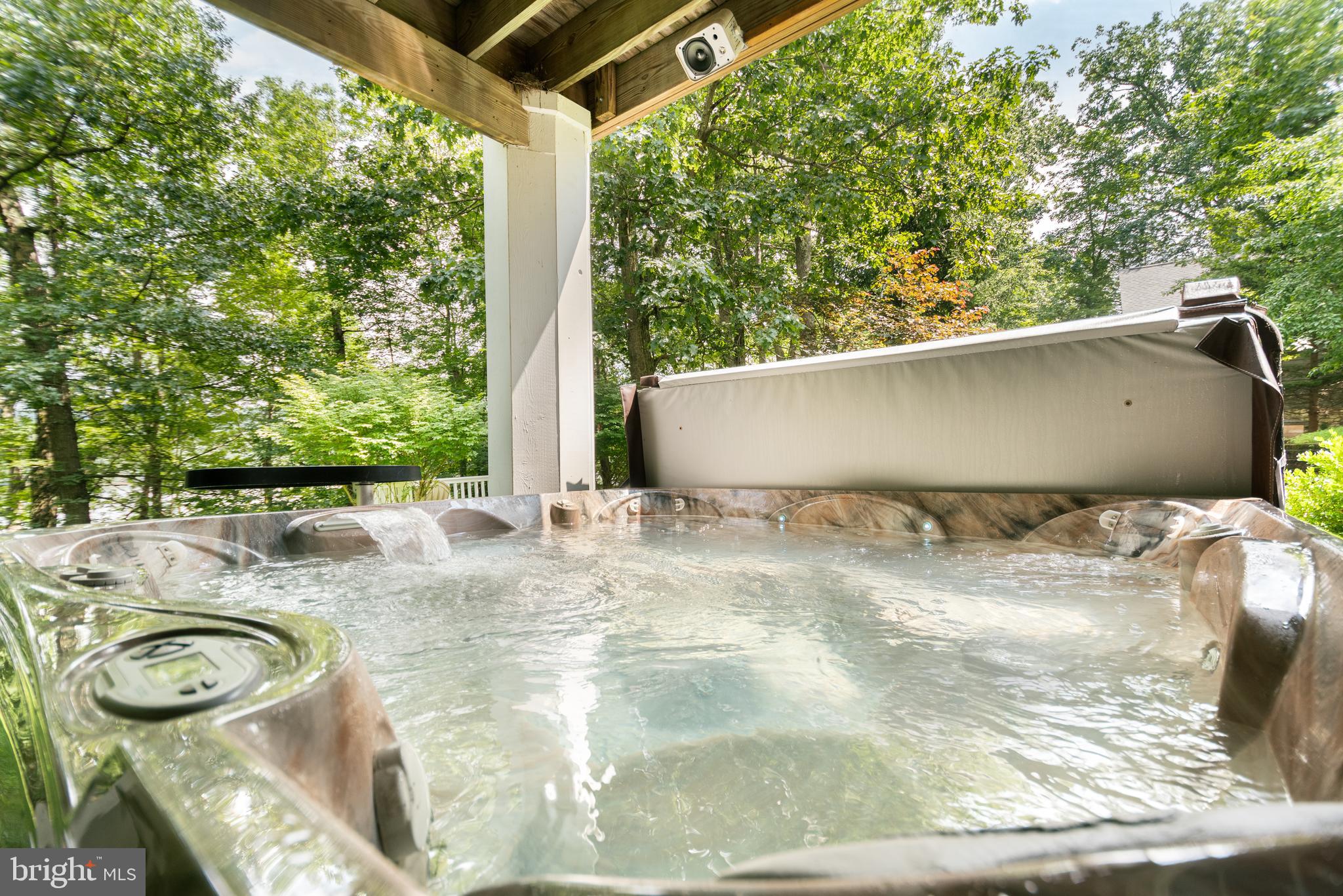 SHINGLE CAMP TERRACE - Residential