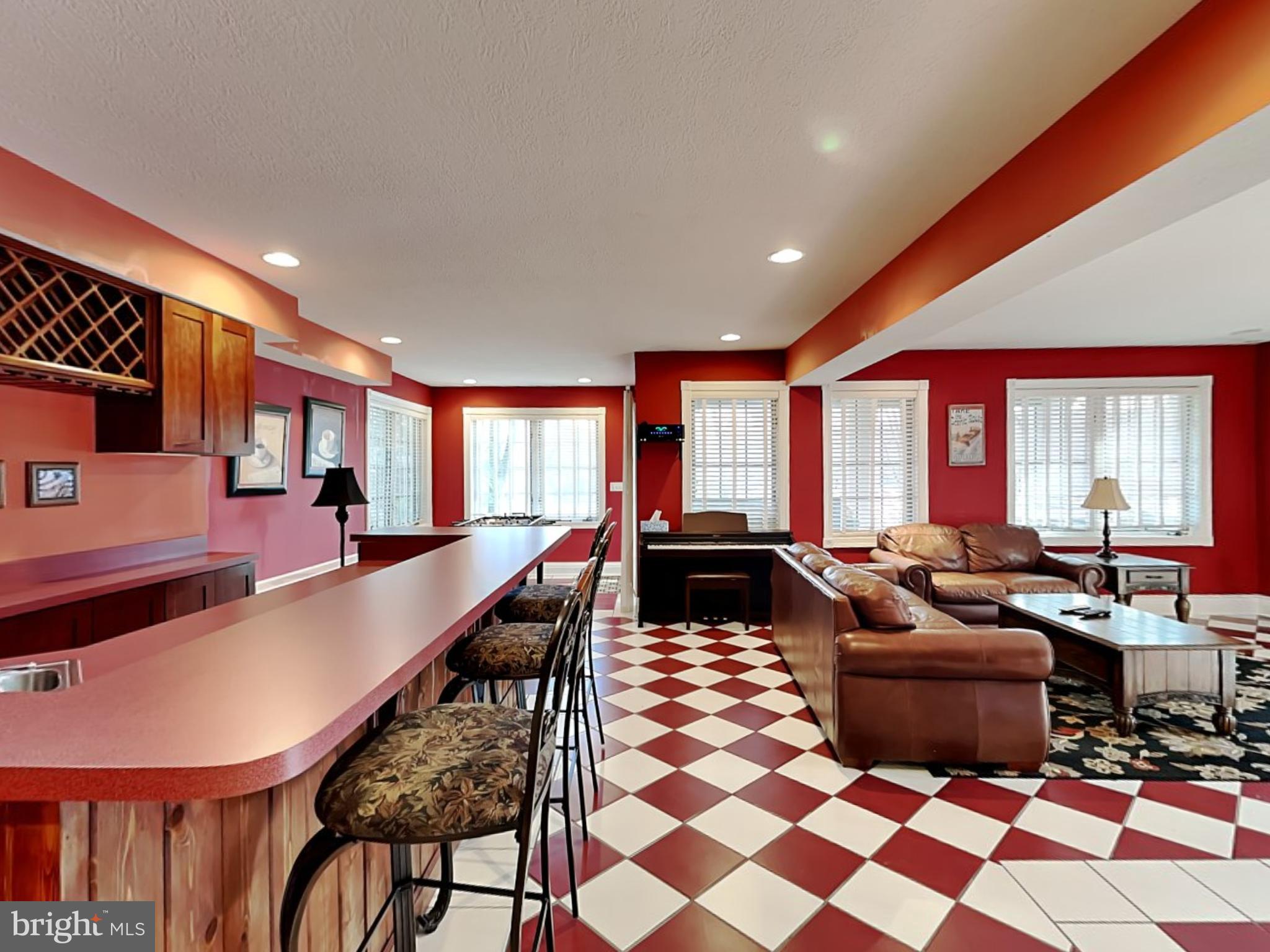 SHINGLE CAMP TERRACE - Residential