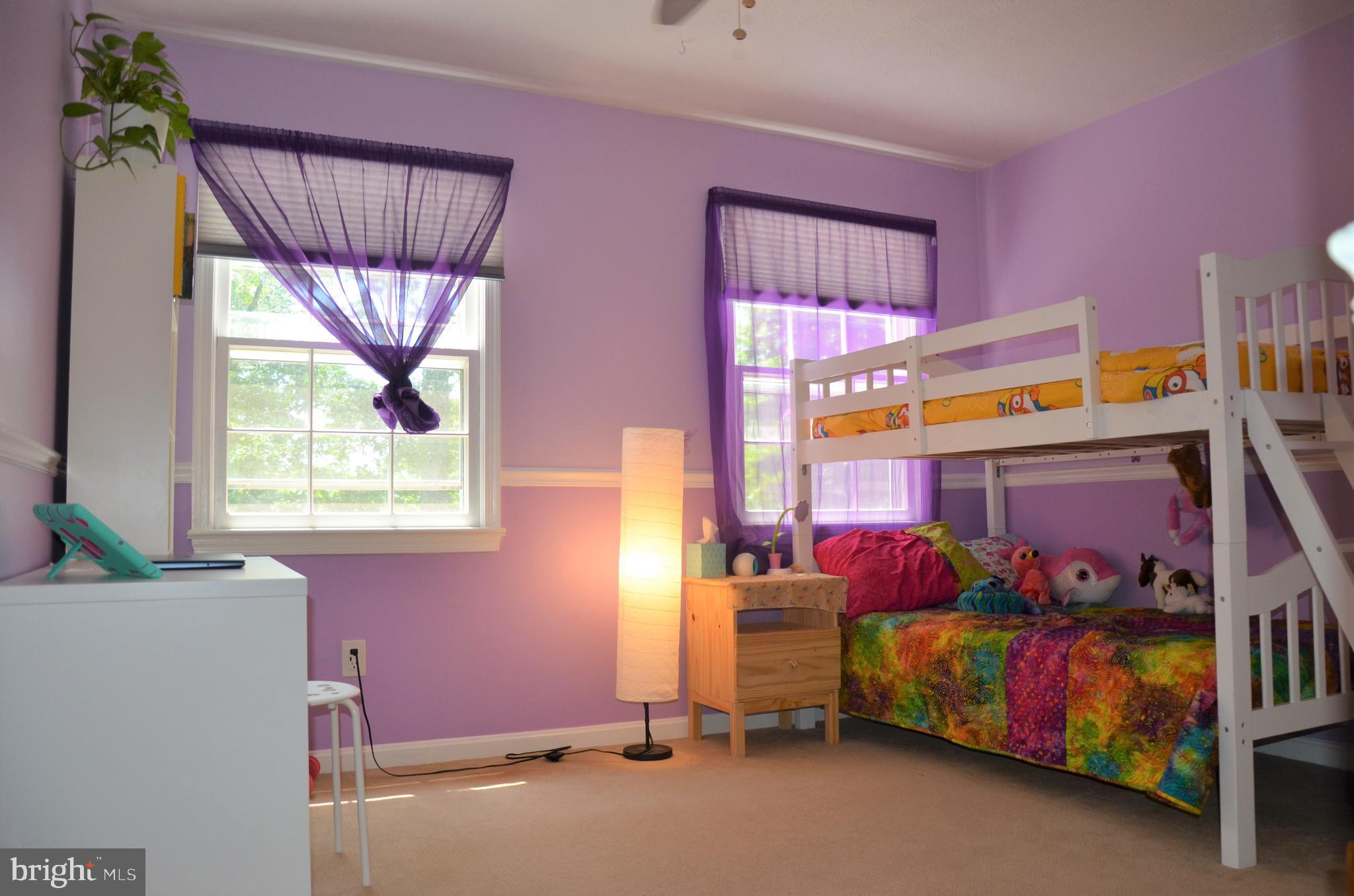 BURKE LAKE CLUSTER - Residential