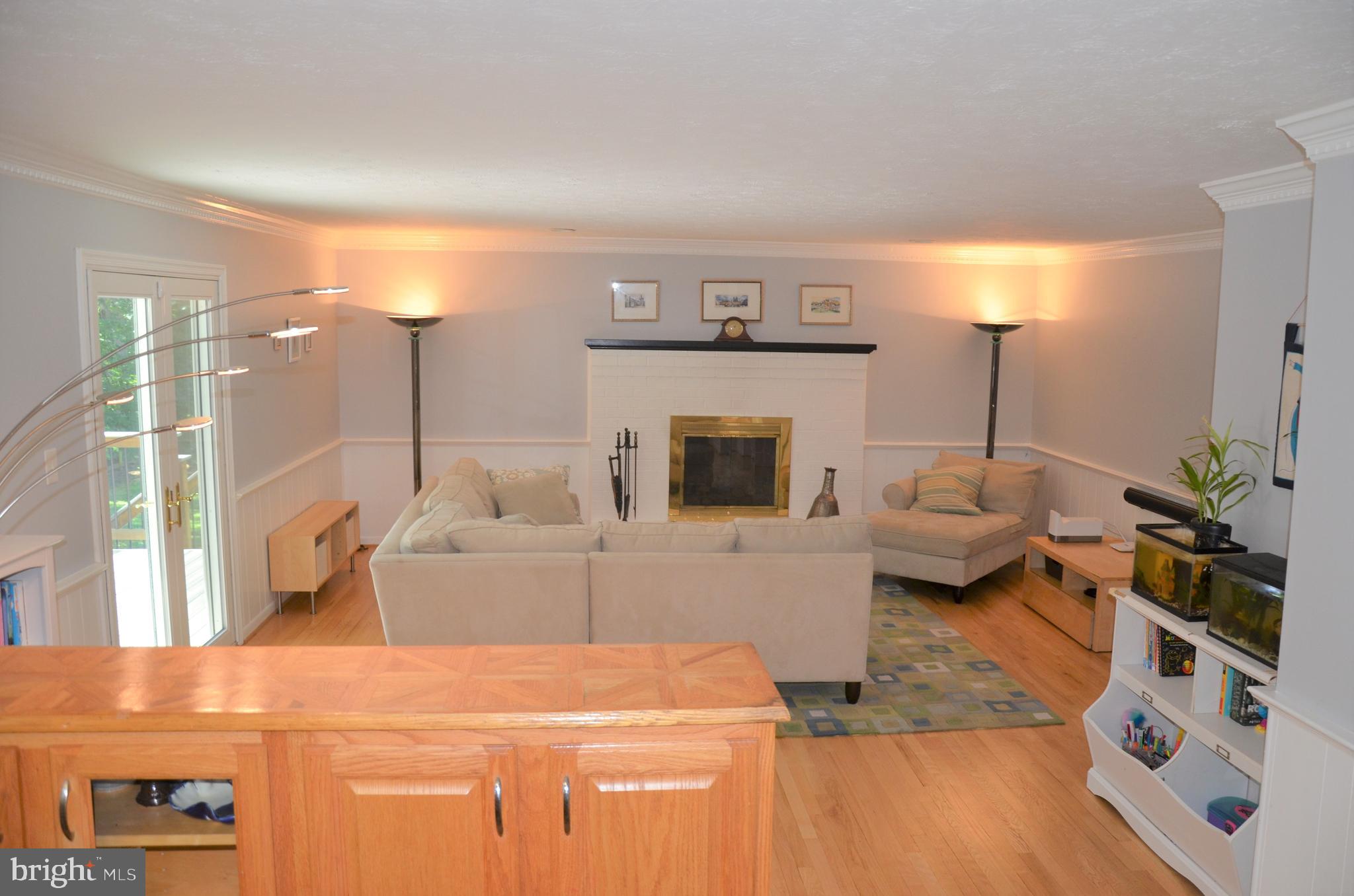 BURKE LAKE CLUSTER - Residential