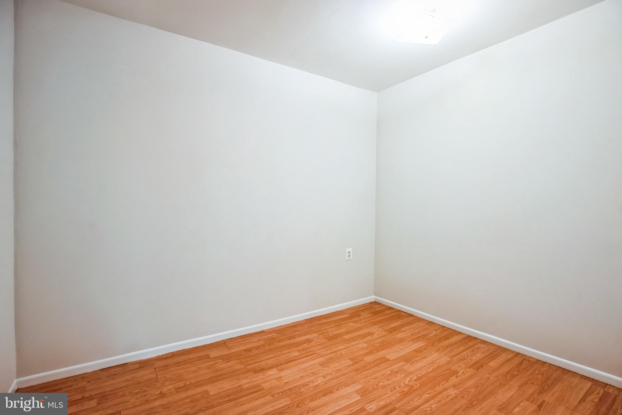 CAMELOT - Residential