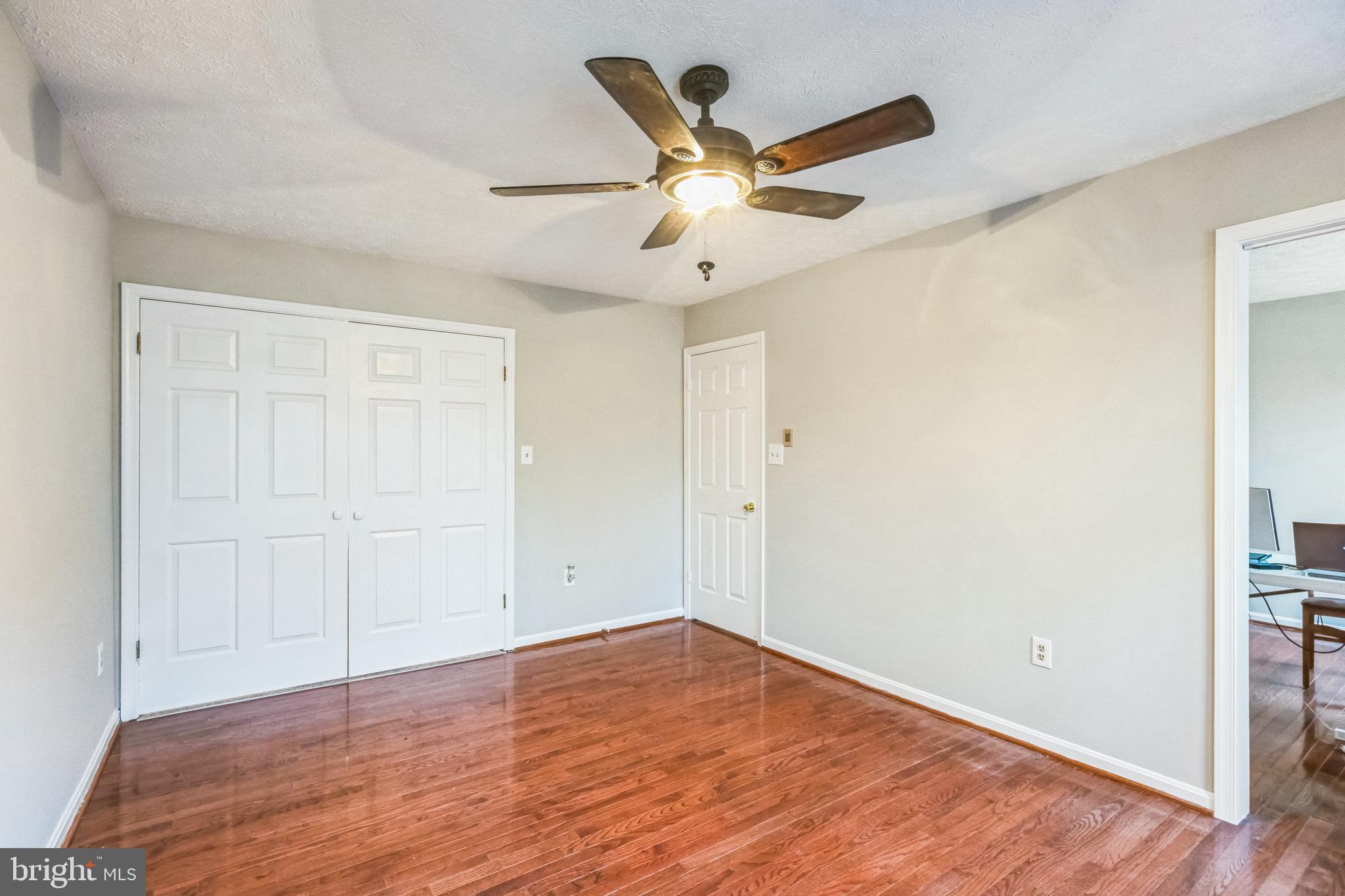 CAMELOT - Residential