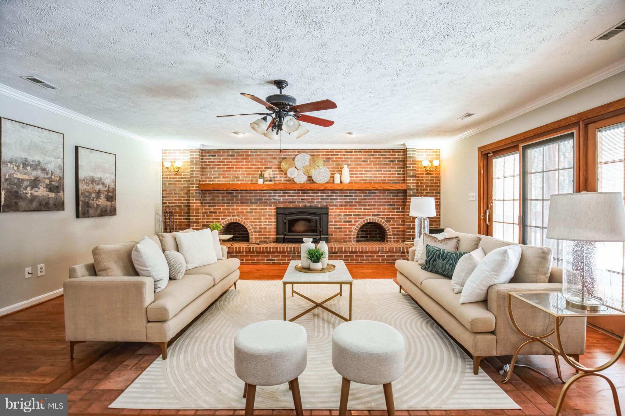 CAMELOT - Residential