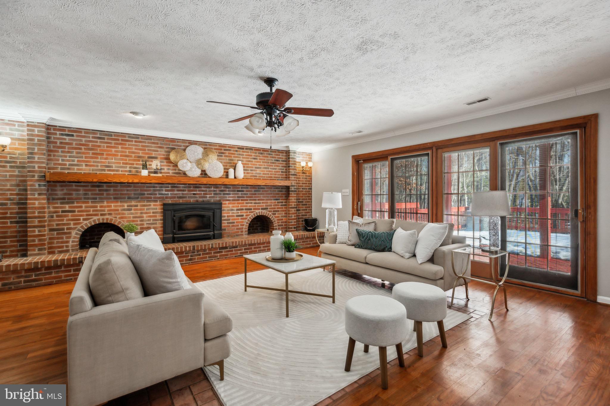 CAMELOT - Residential