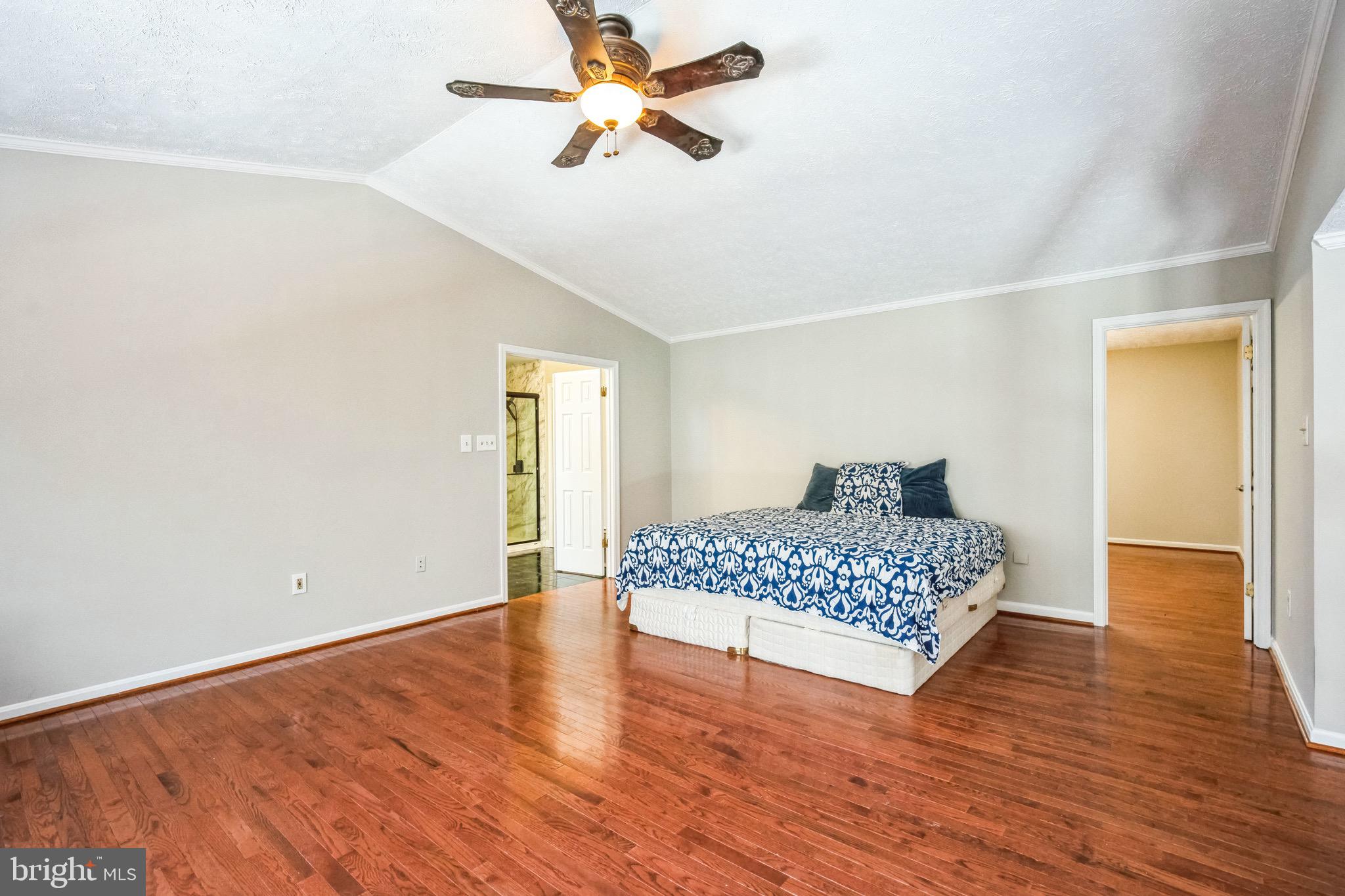 CAMELOT - Residential