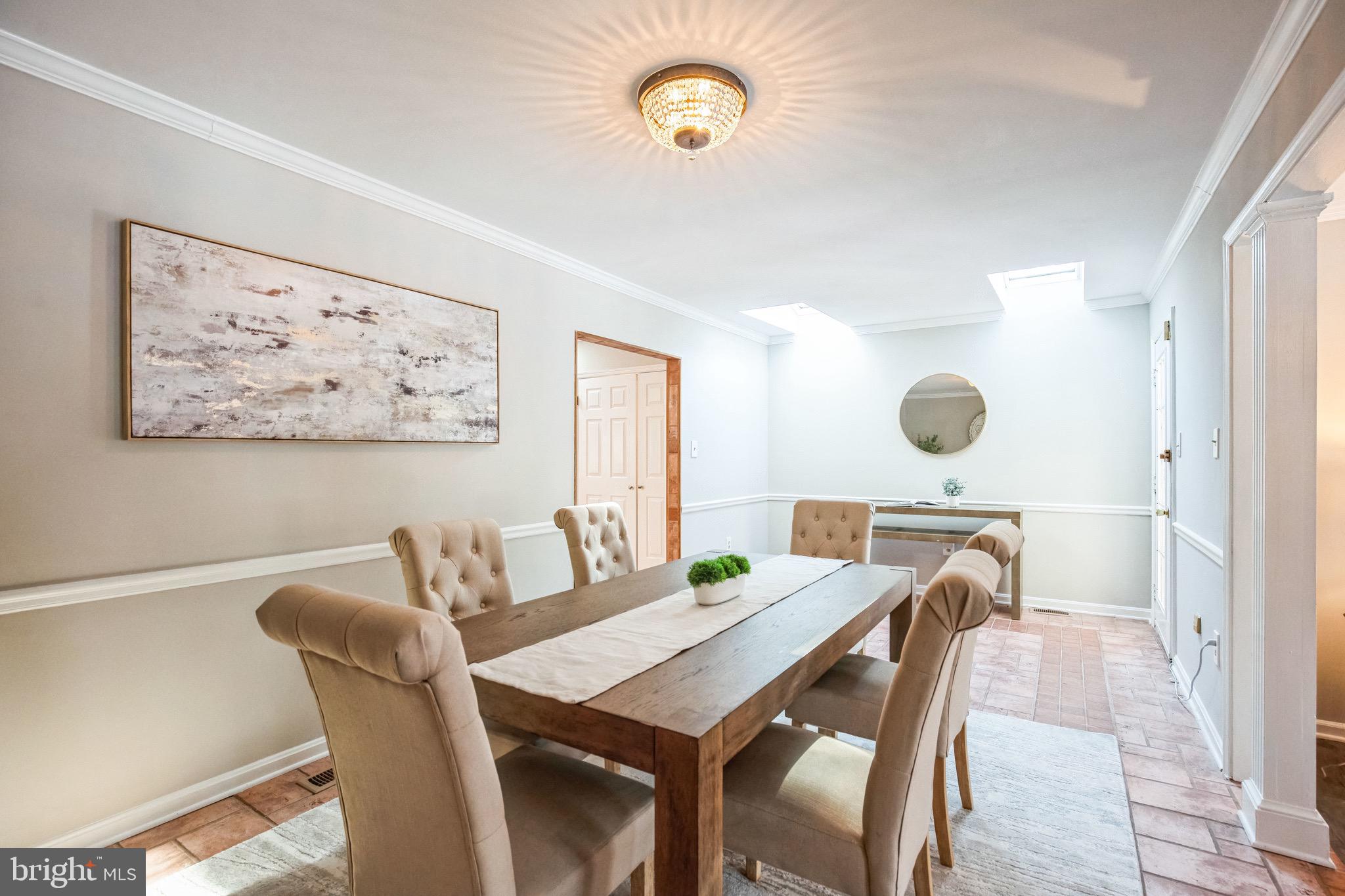 CAMELOT - Residential