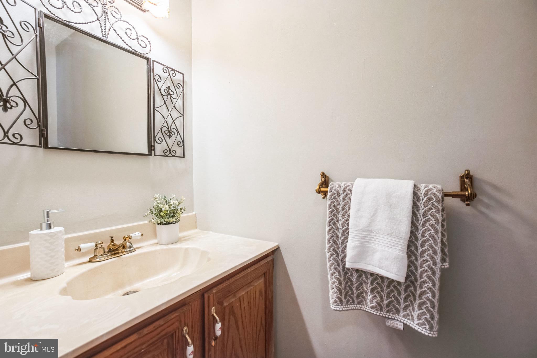 CAMELOT - Residential