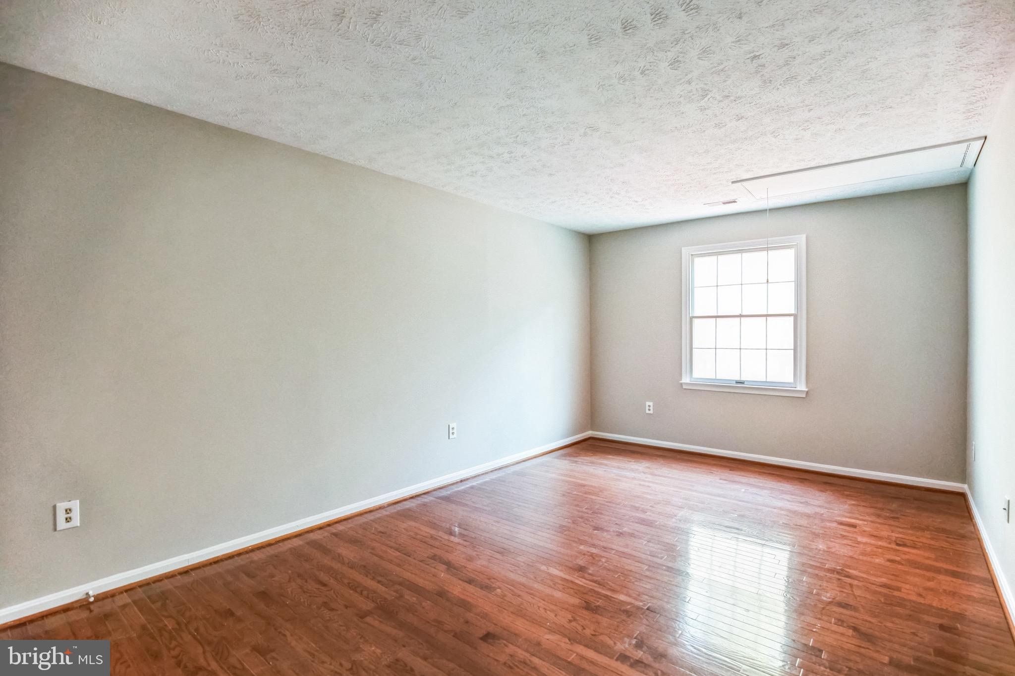 CAMELOT - Residential