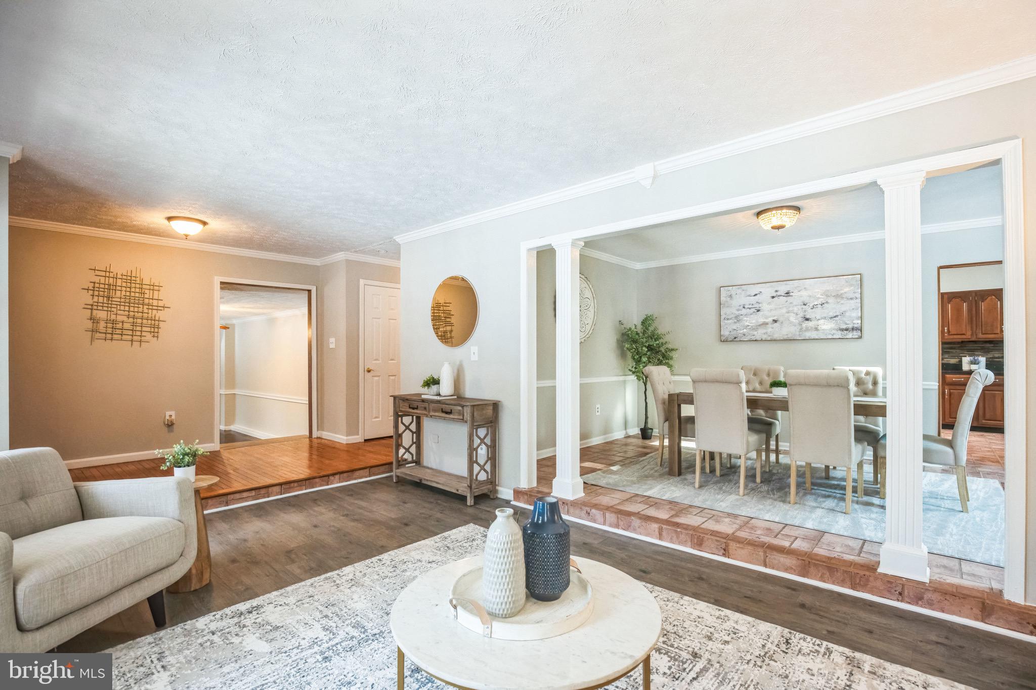 CAMELOT - Residential