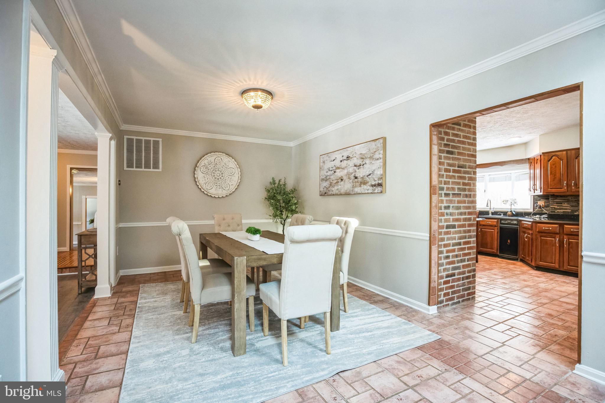 CAMELOT - Residential