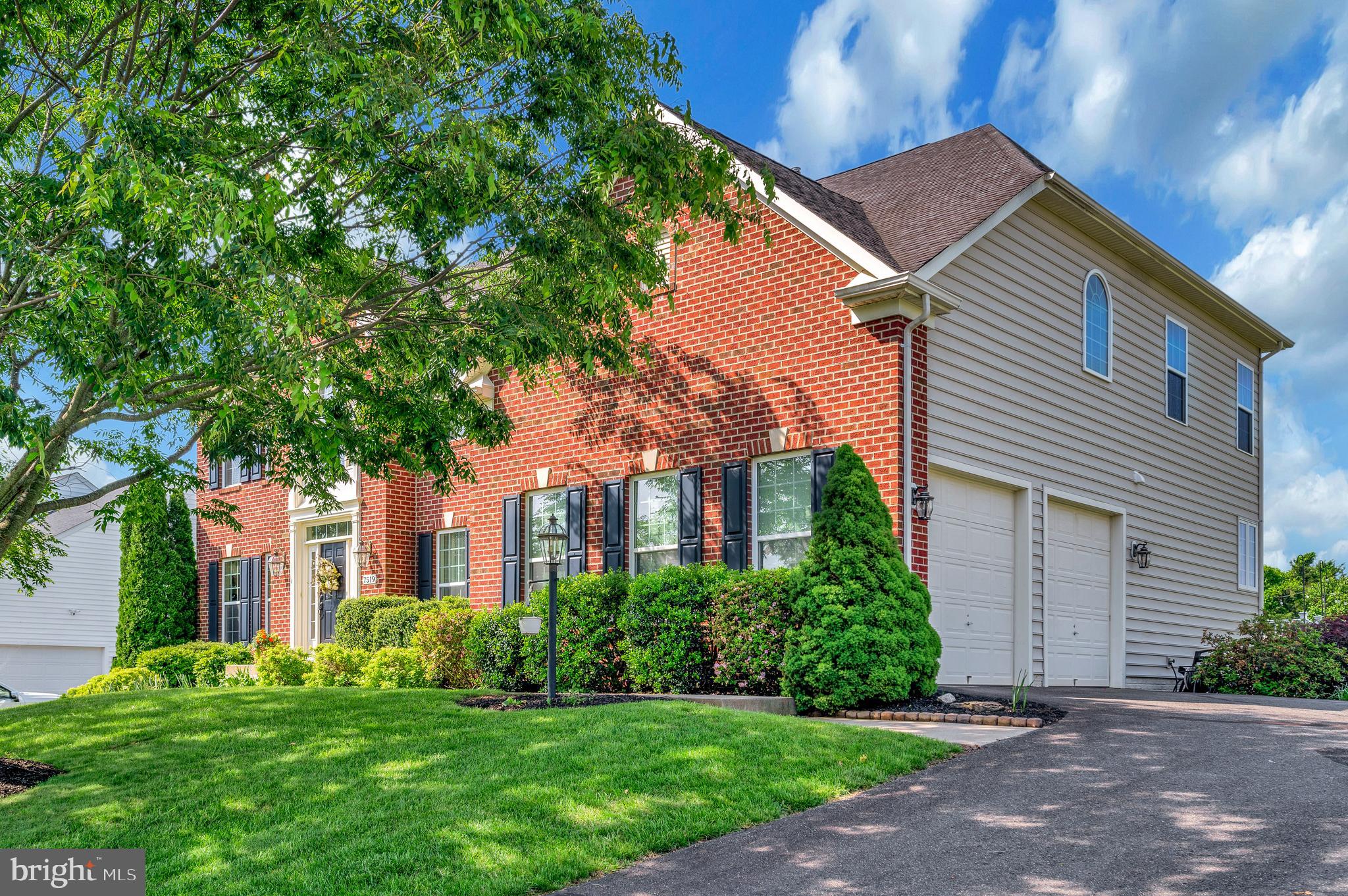 BROOKSIDE - Residential Lease