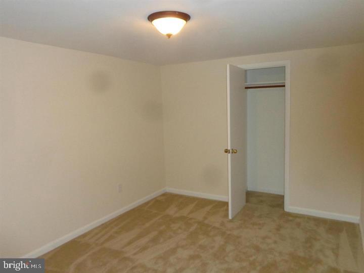 FAIR WOODS - Residential Lease