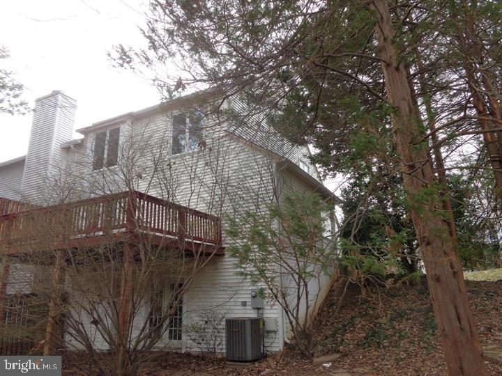 FAIR WOODS - Residential Lease