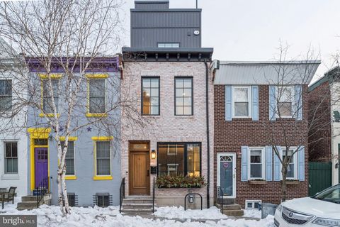 2518 WAVERLY STREET PHILADELPHIA PA 19146