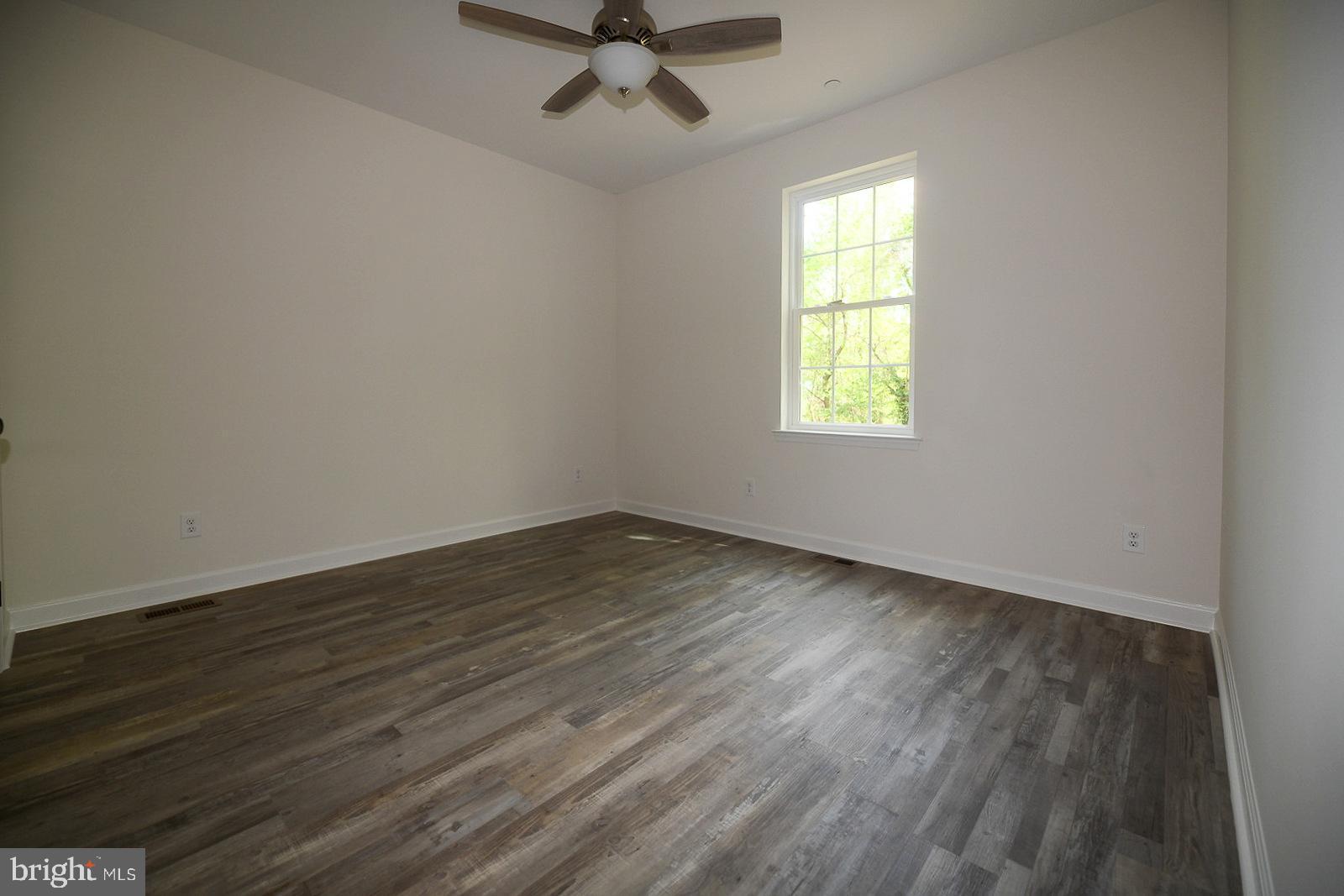 HIDDEN MEADOWS - Residential