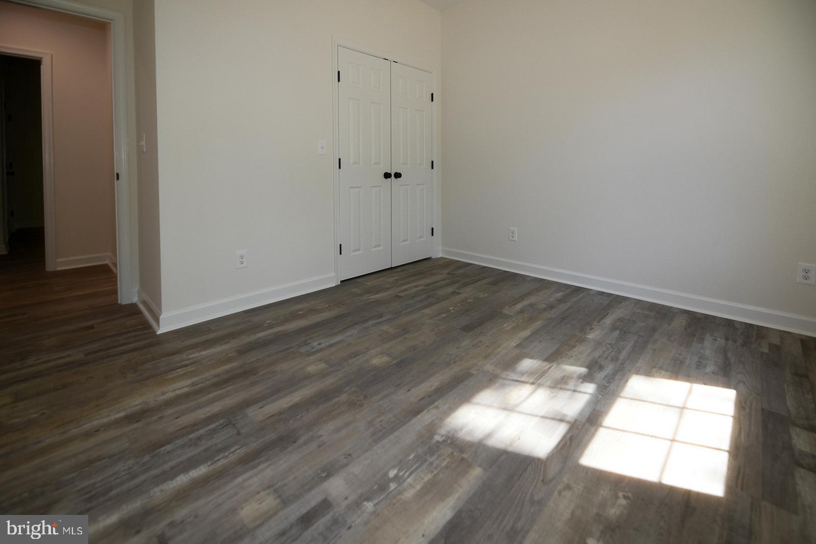 HIDDEN MEADOWS - Residential