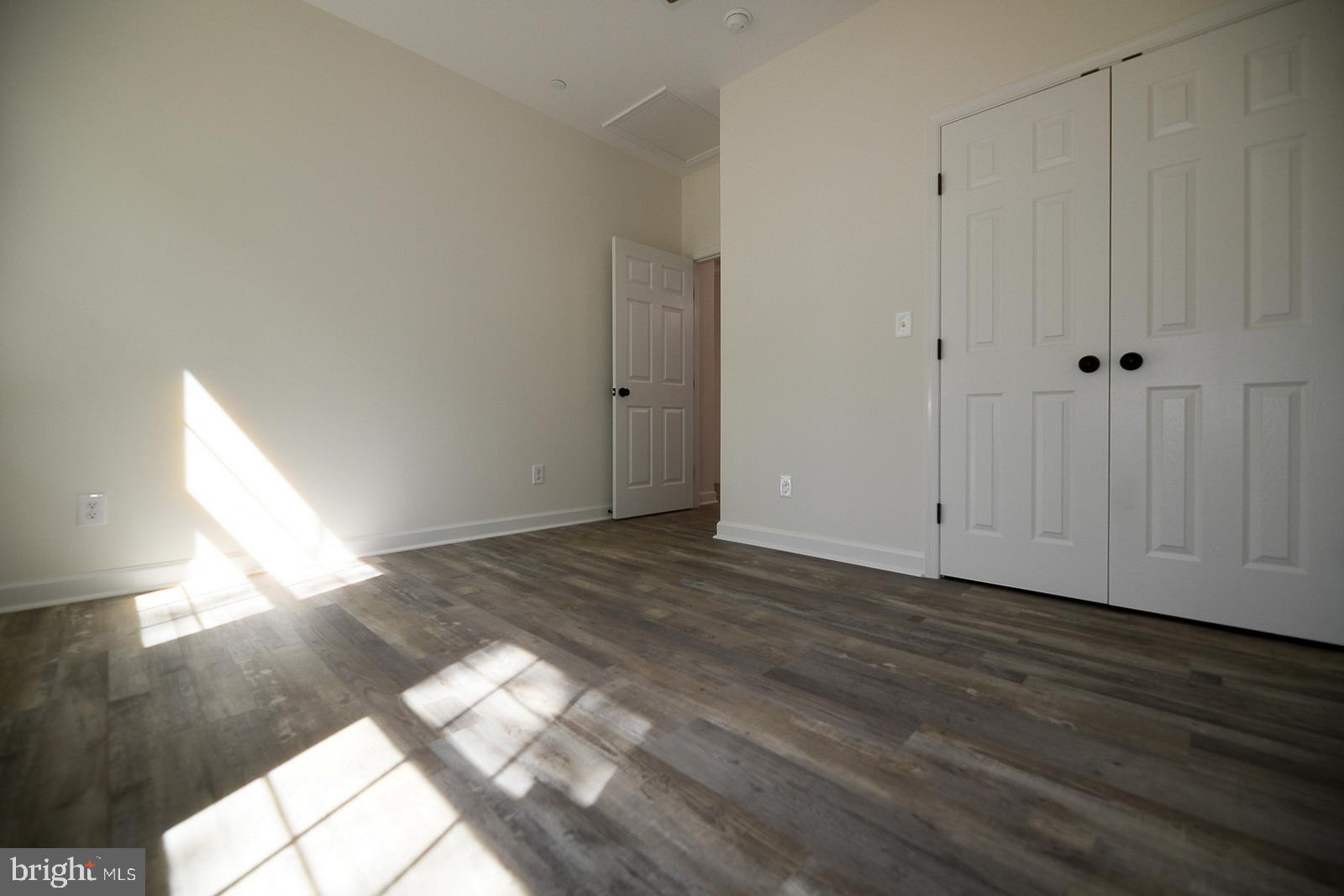 HIDDEN MEADOWS - Residential