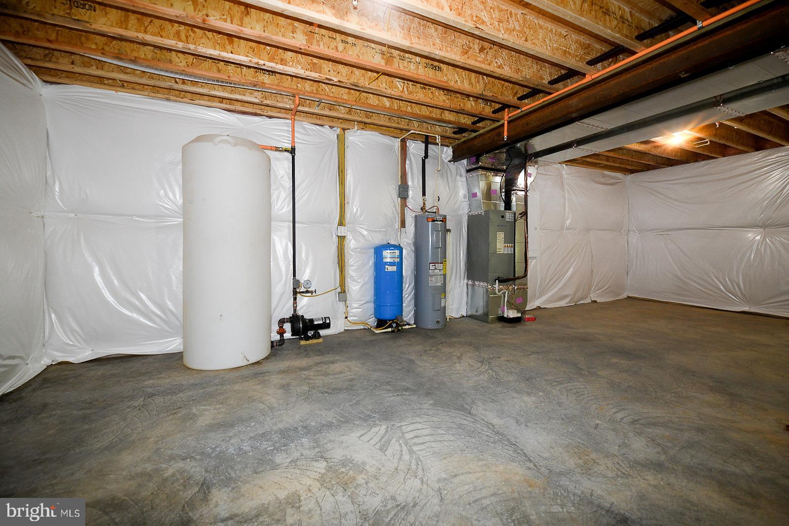 HIDDEN MEADOWS - Residential