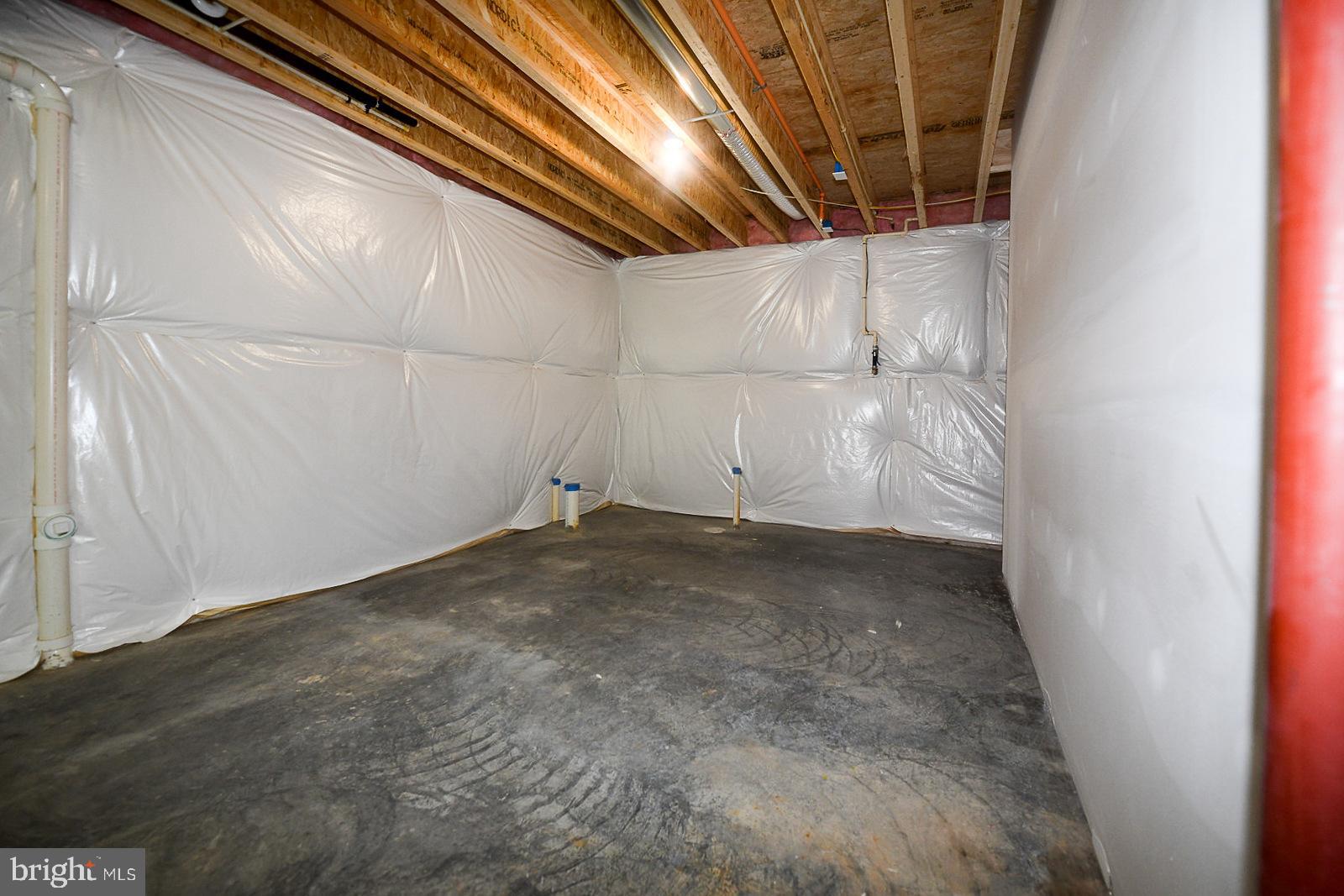 HIDDEN MEADOWS - Residential