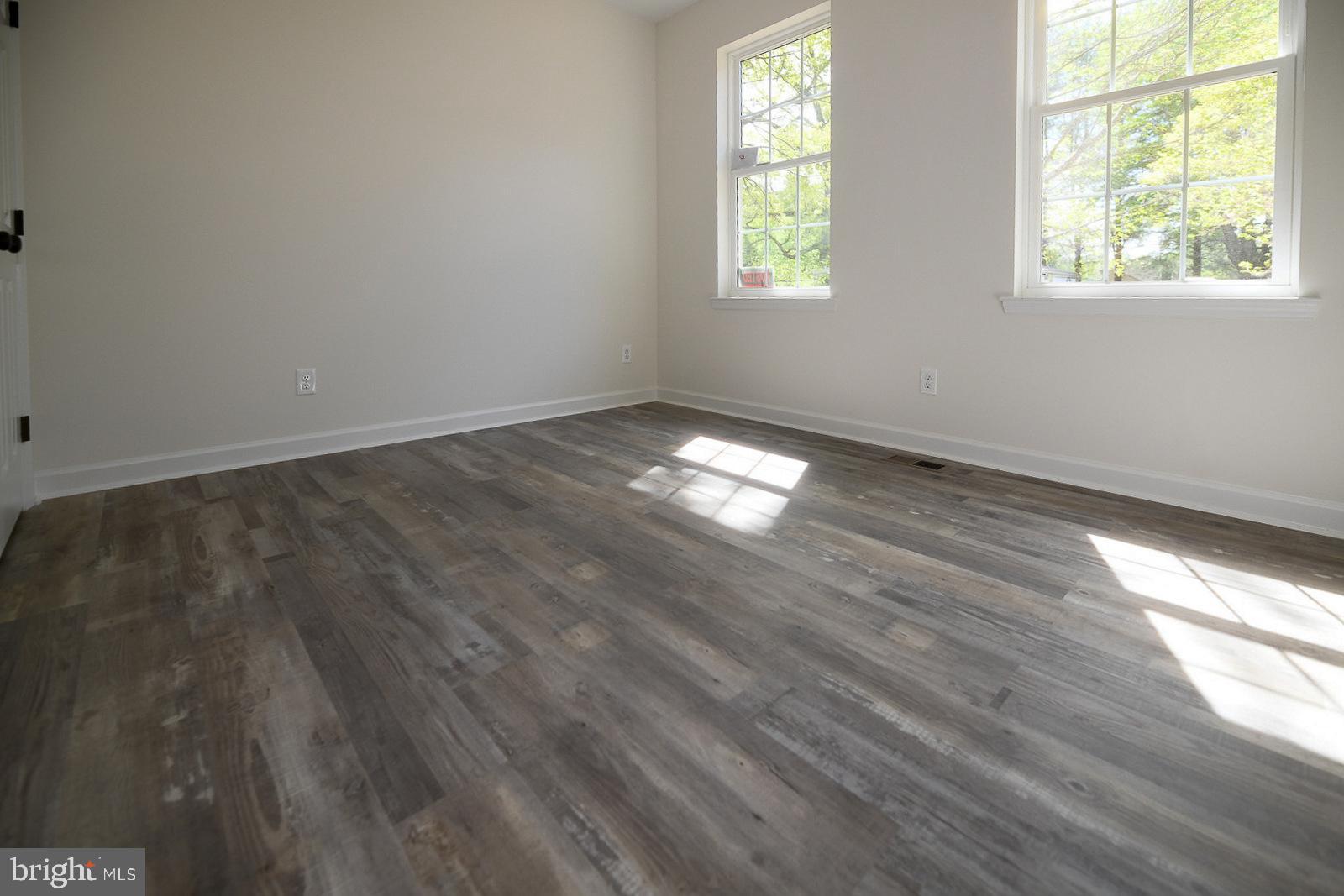 HIDDEN MEADOWS - Residential