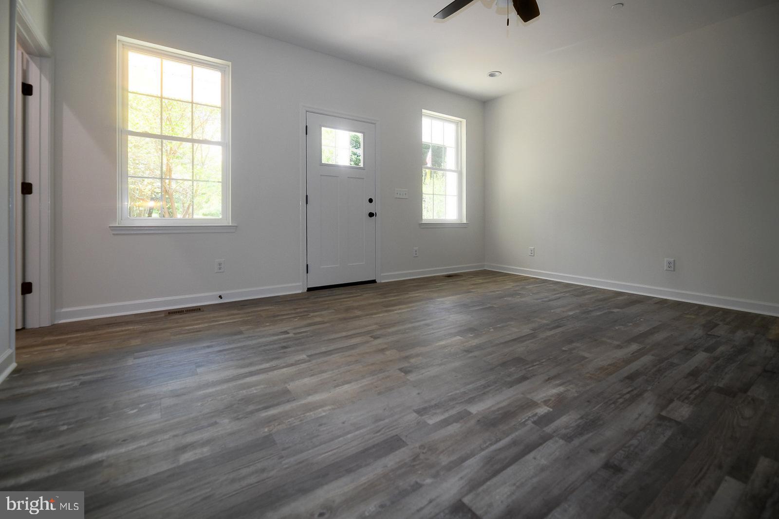 HIDDEN MEADOWS - Residential