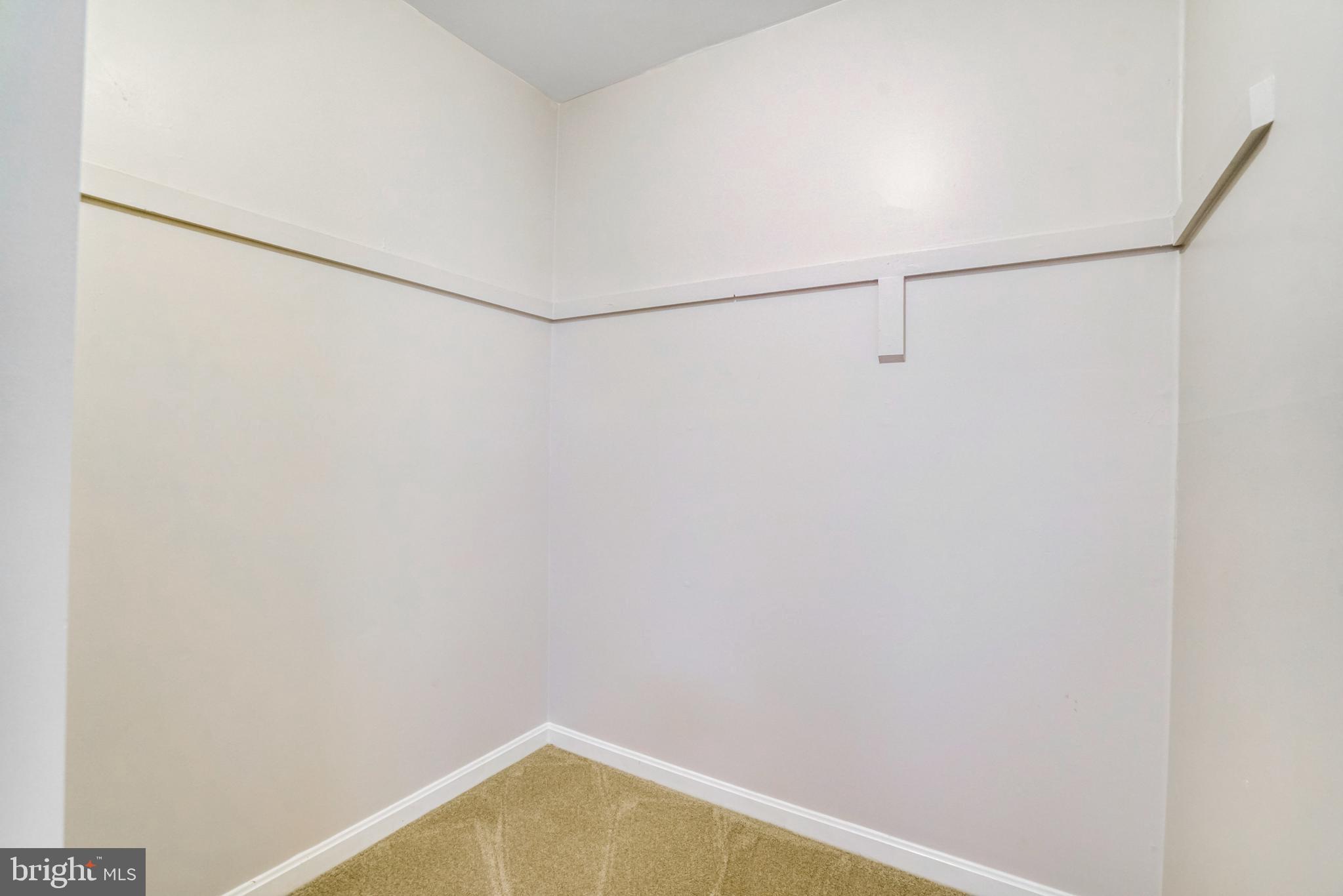 DOMINION - Residential Lease