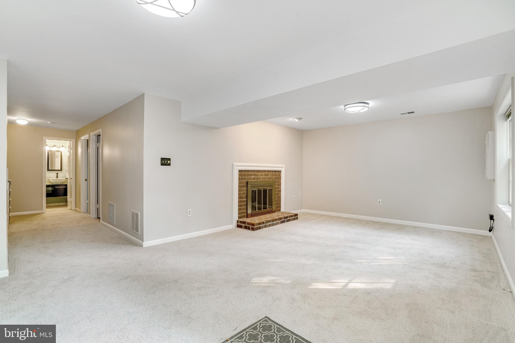 DOMINION - Residential Lease