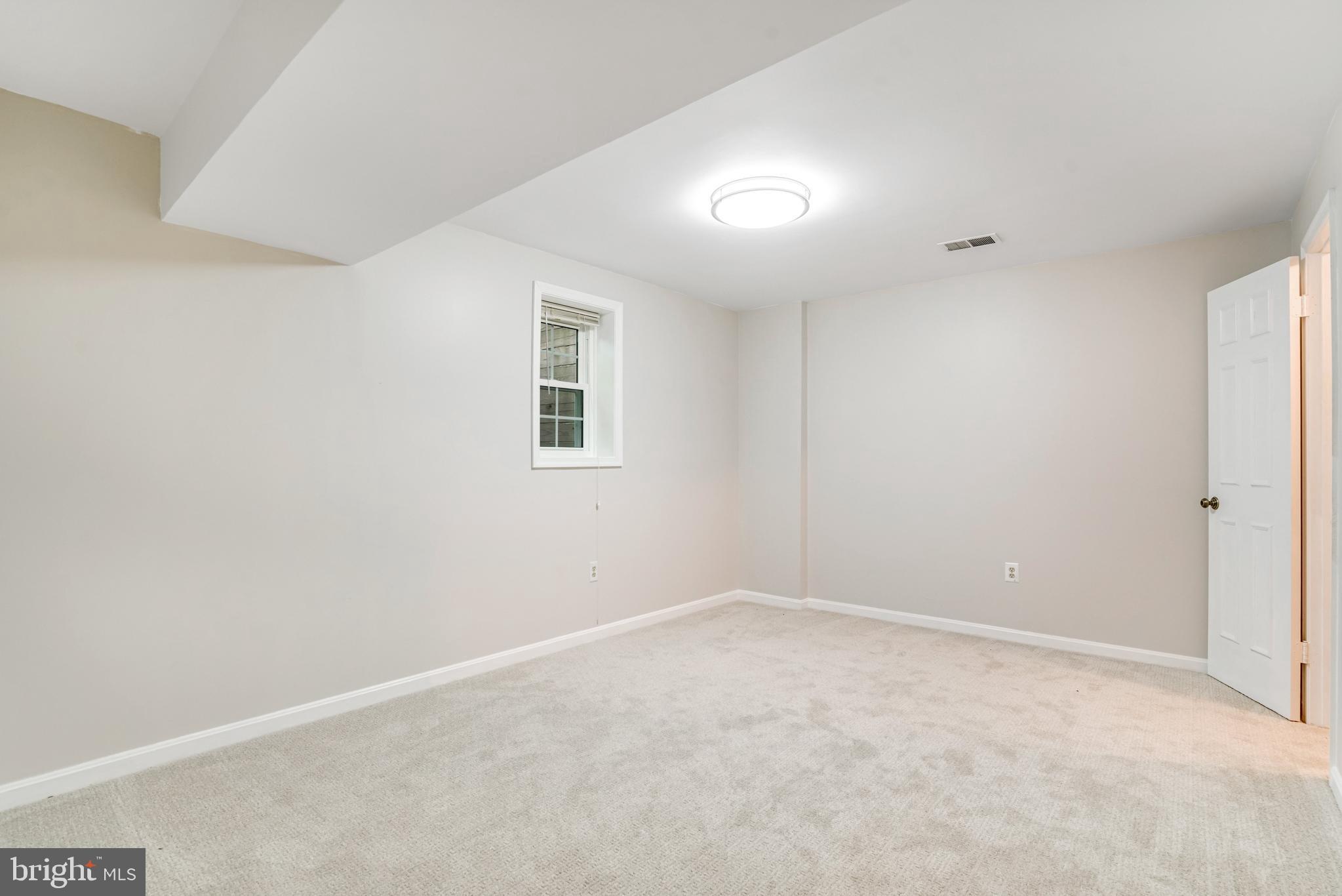 DOMINION - Residential Lease