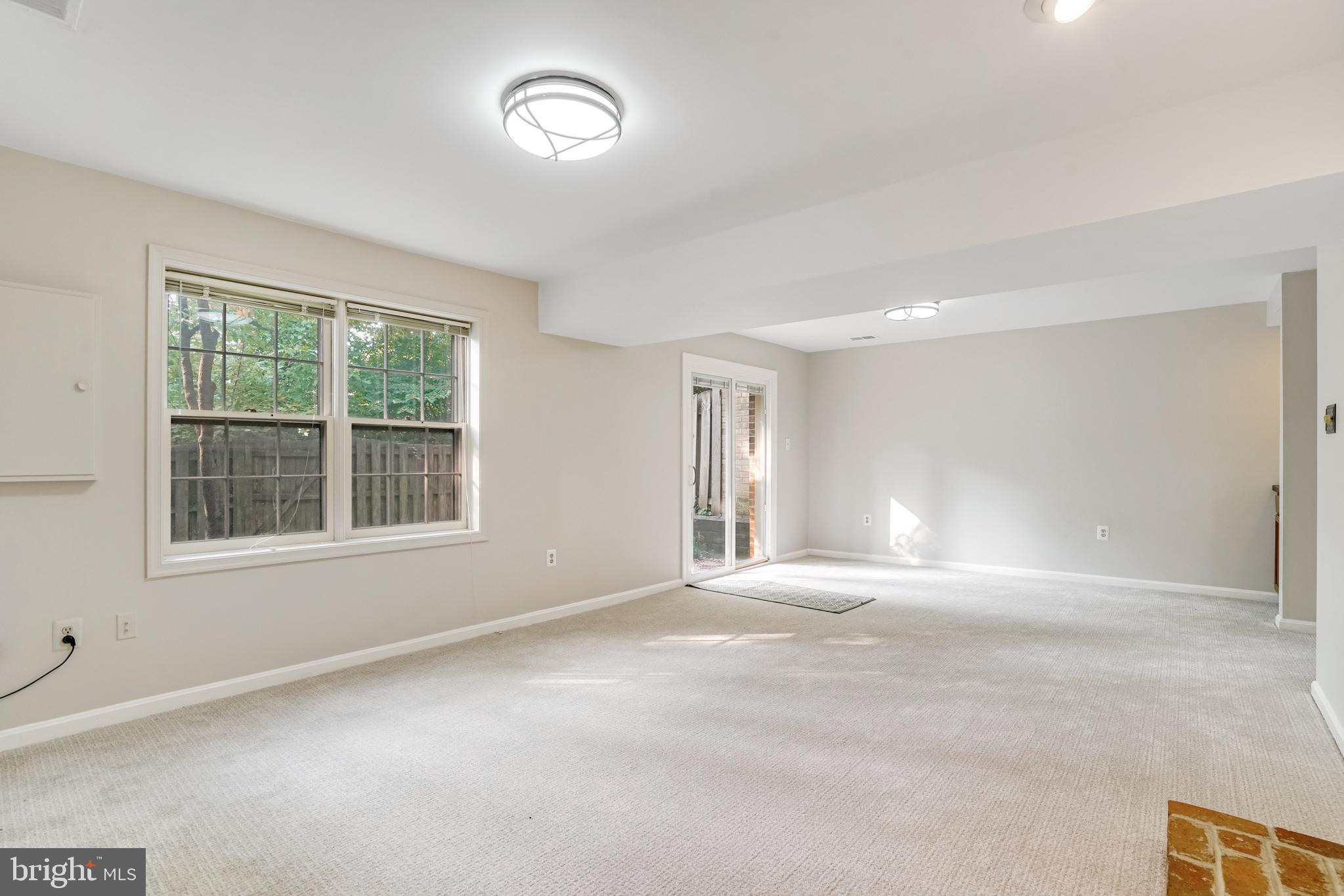 DOMINION - Residential Lease