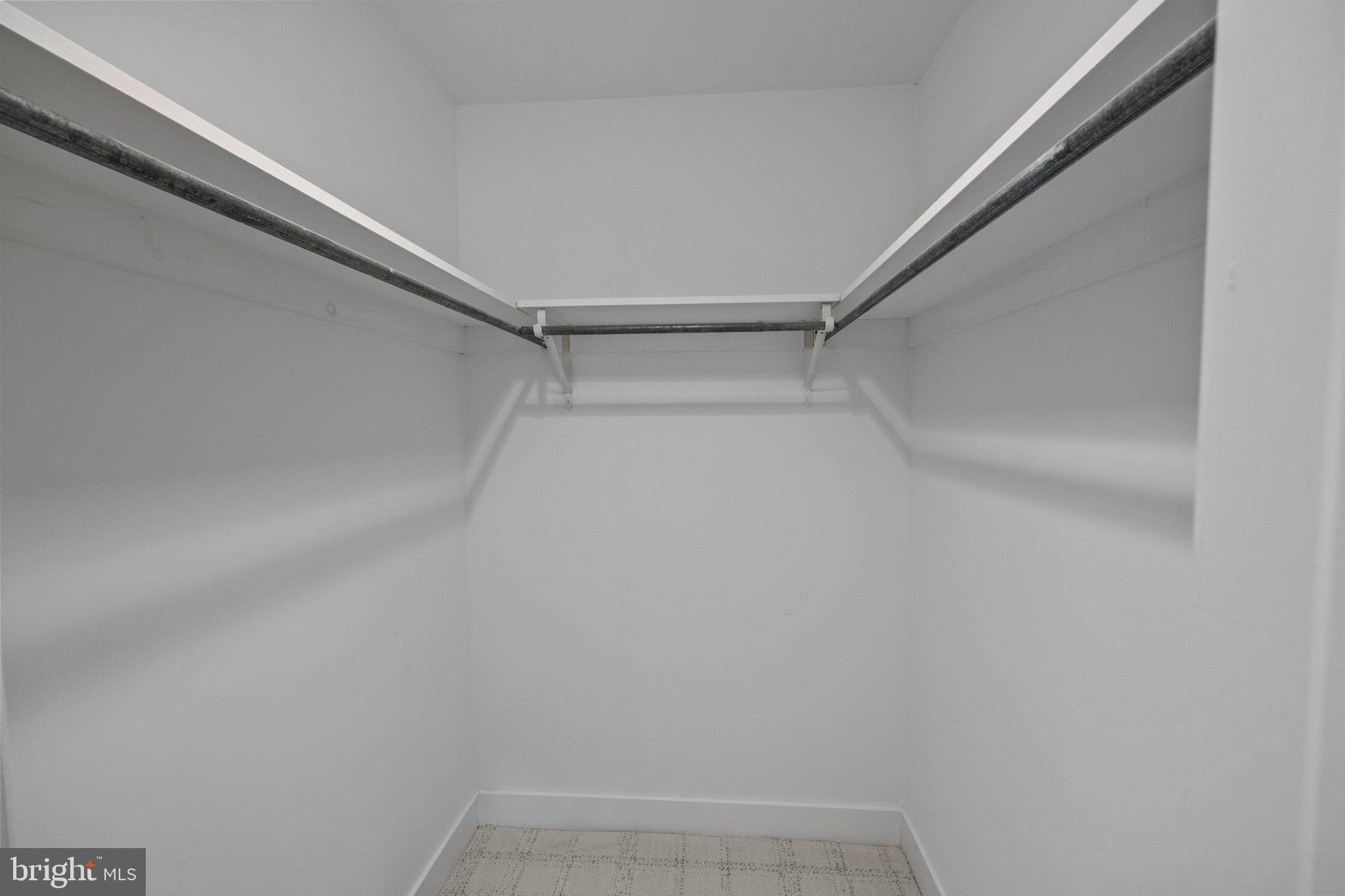 BRYN MAWR - Residential