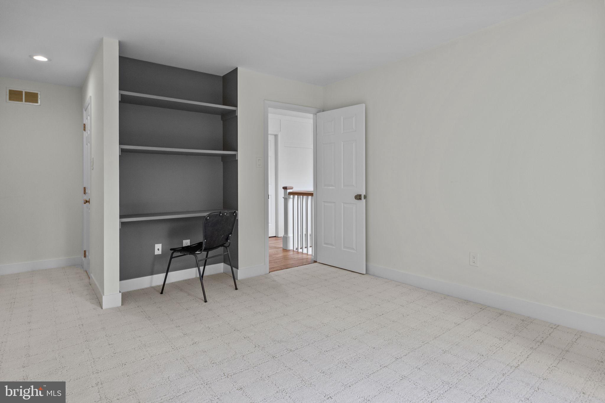 BRYN MAWR - Residential