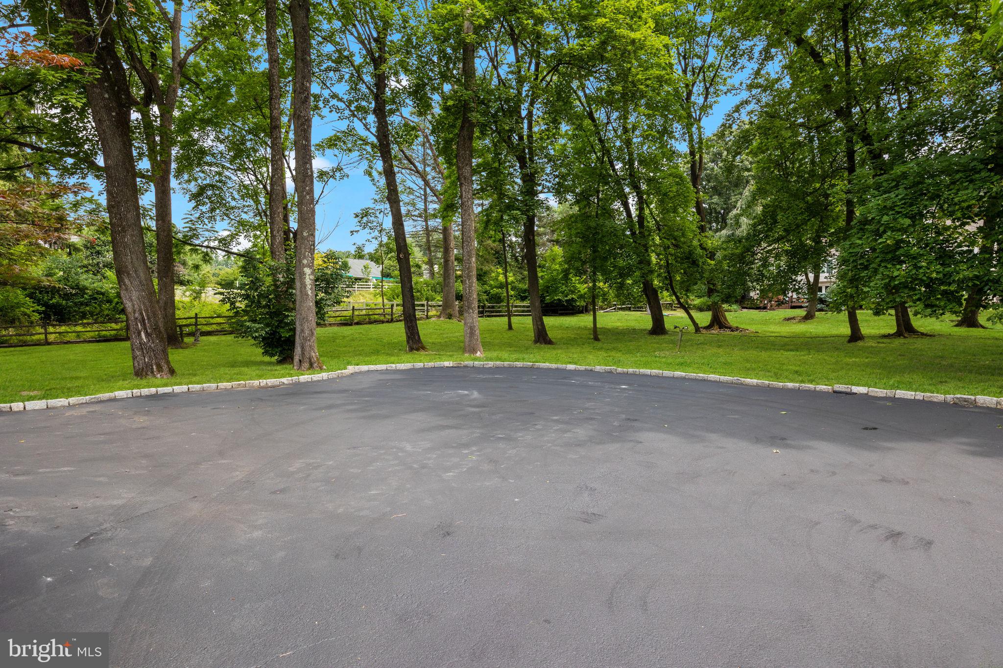 BRYN MAWR - Residential