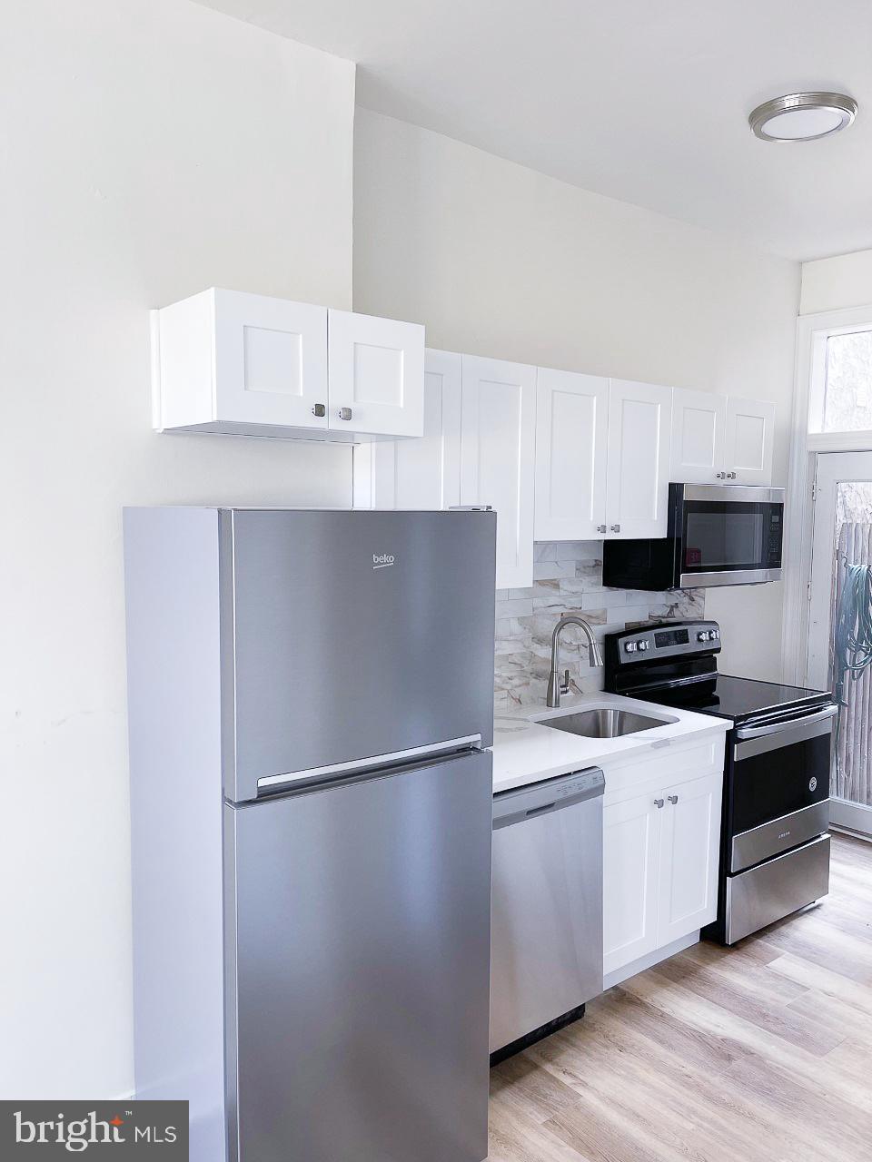 FAIRMOUNT - Residential Lease