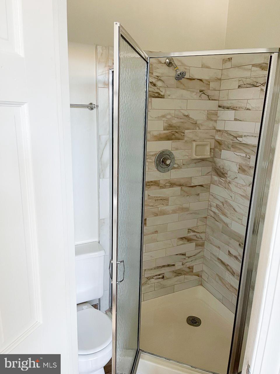 FAIRMOUNT - Residential Lease