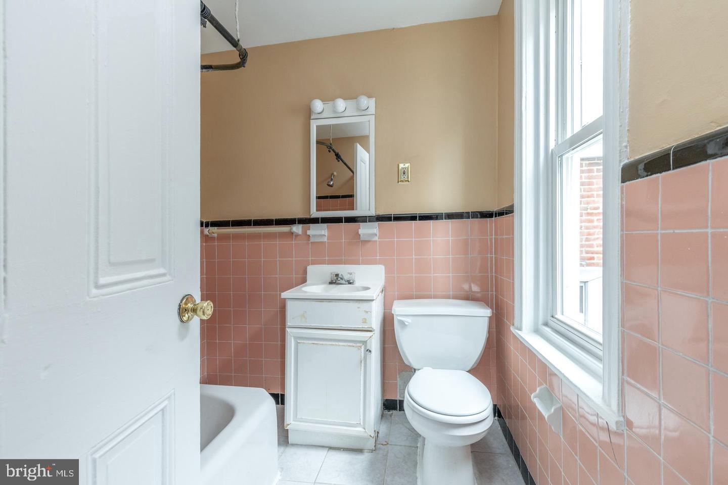 RITTENHOUSE SQUARE - Residential Lease