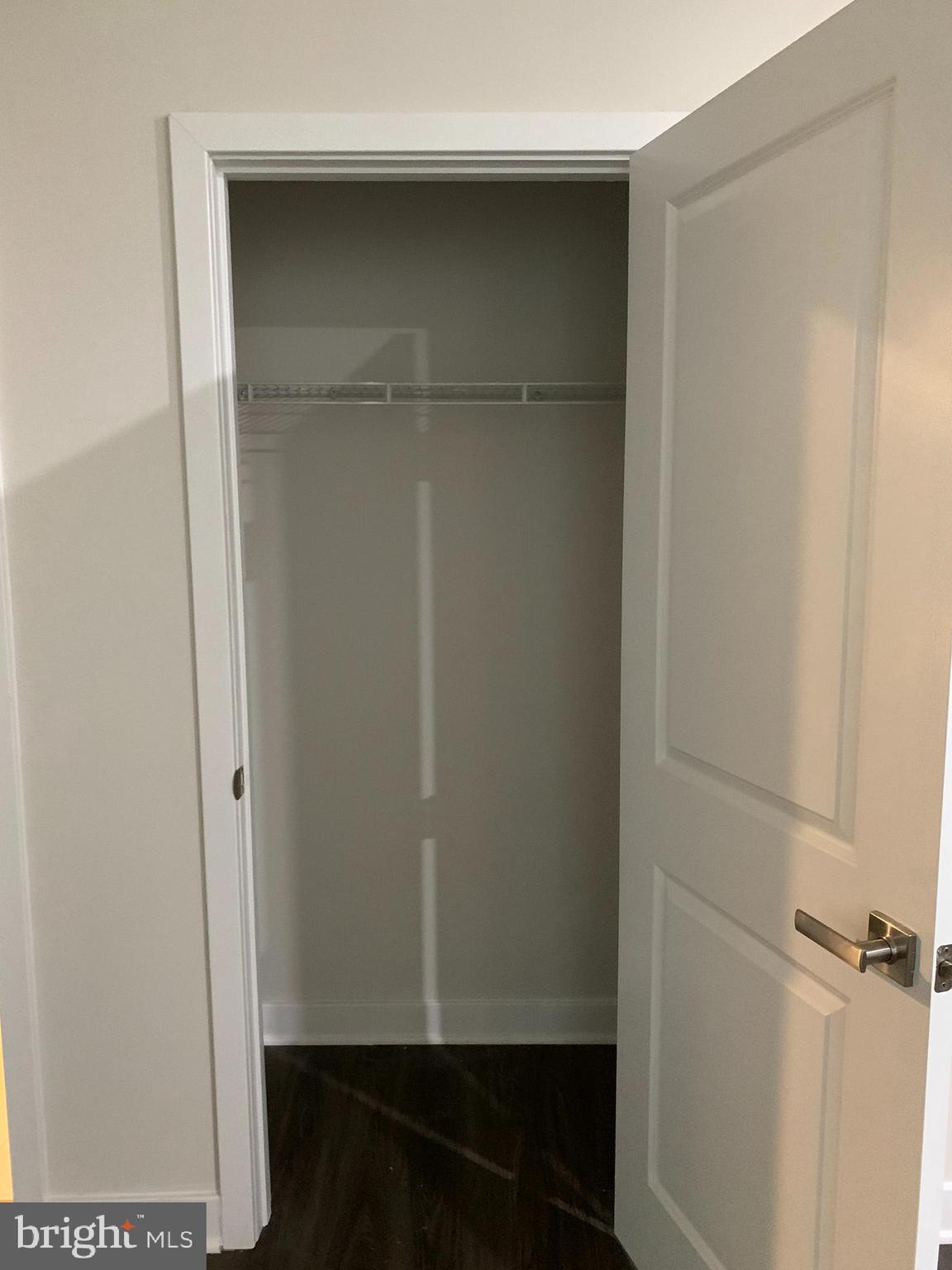 VILLAGE OF TOWNE SQUARE - Residential Lease