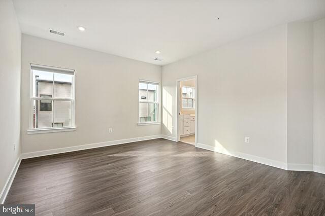 VILLAGE OF TOWNE SQUARE - Residential Lease