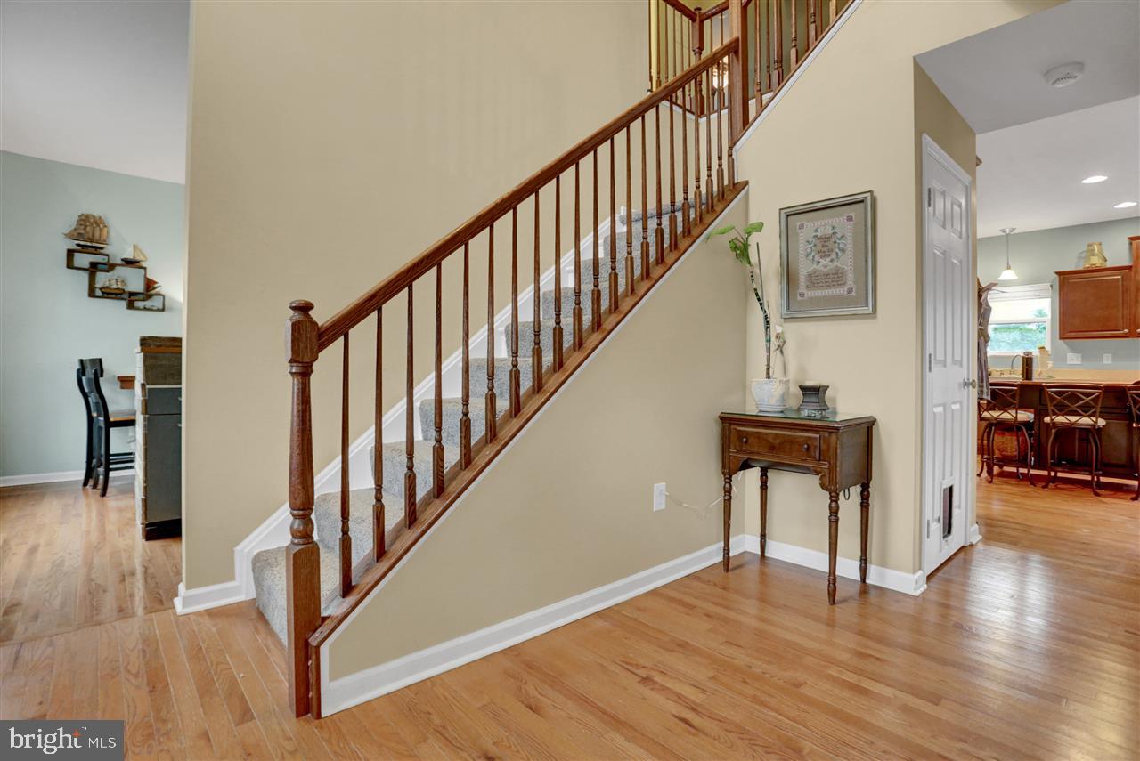 LAUREL VISTAS - Residential