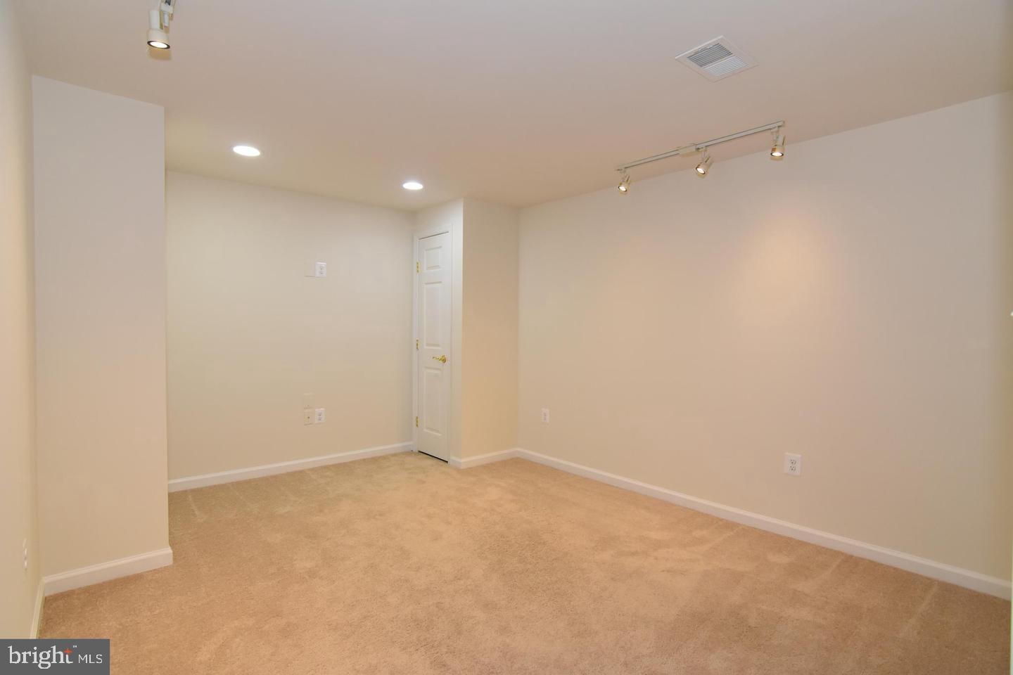 WESTRIDGE - Residential Lease