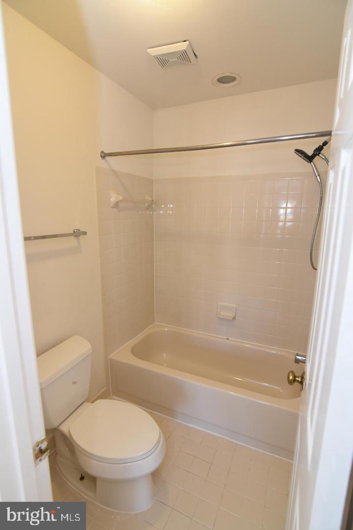 WESTRIDGE - Residential Lease