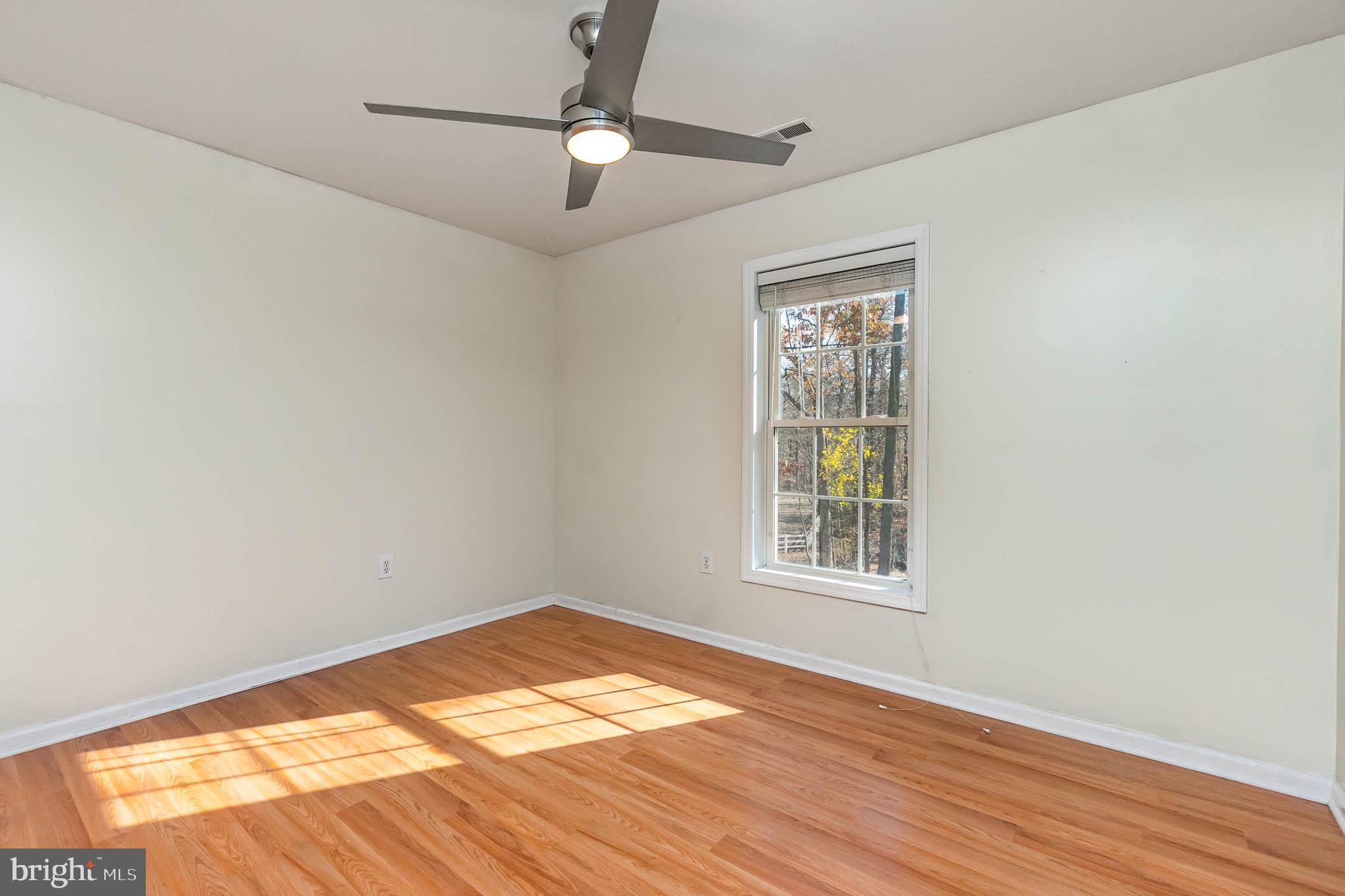 NORTH HILLS - Residential