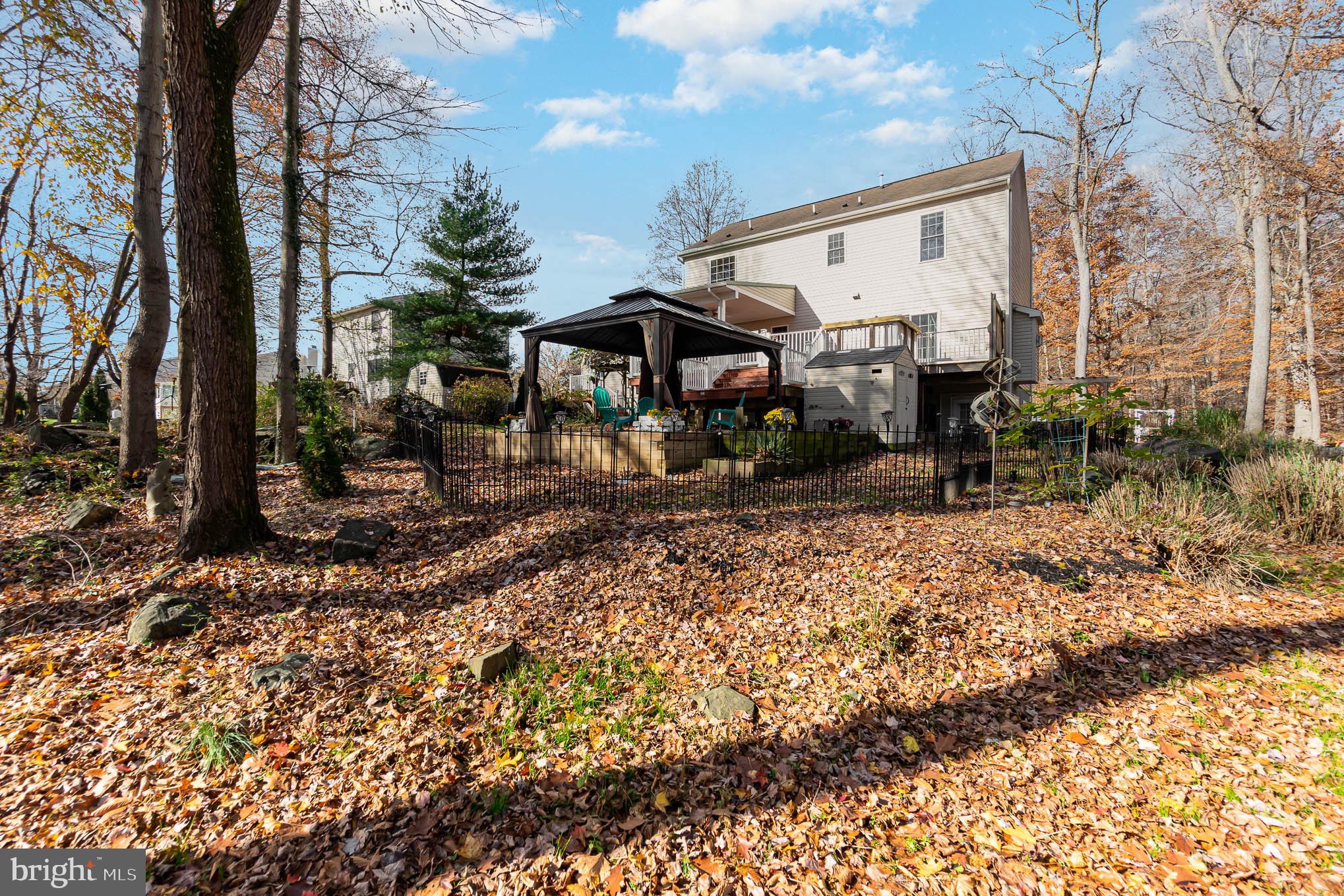 NORTH HILLS - Residential