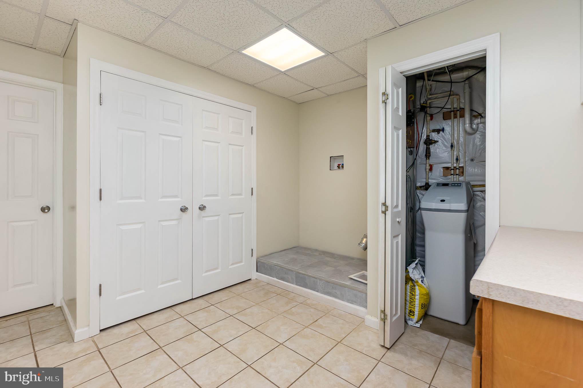 NORTH HILLS - Residential