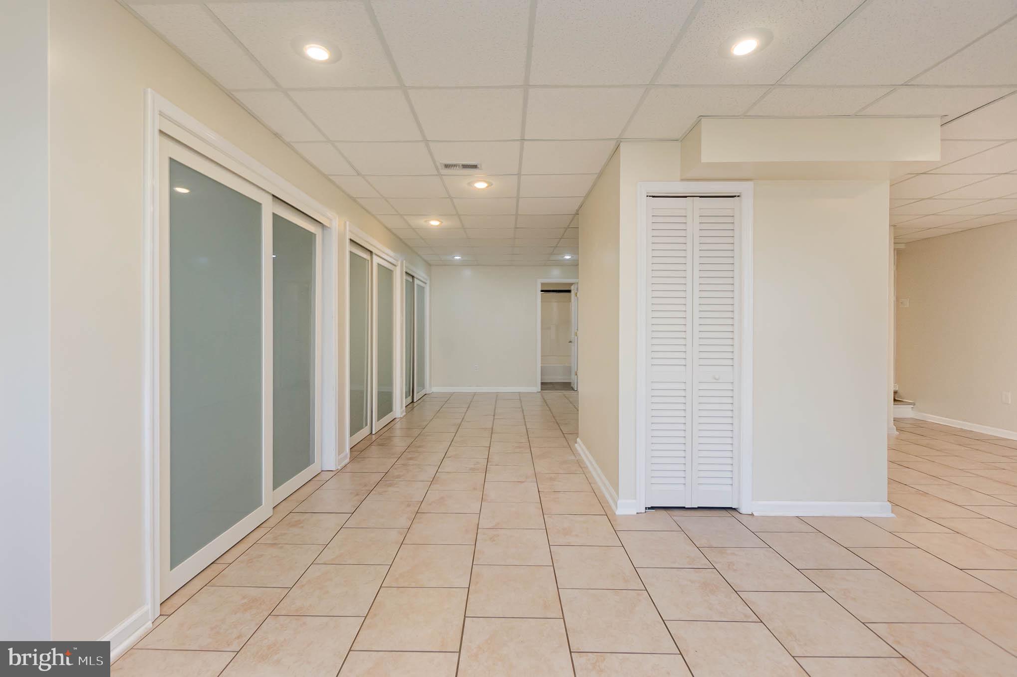 NORTH HILLS - Residential