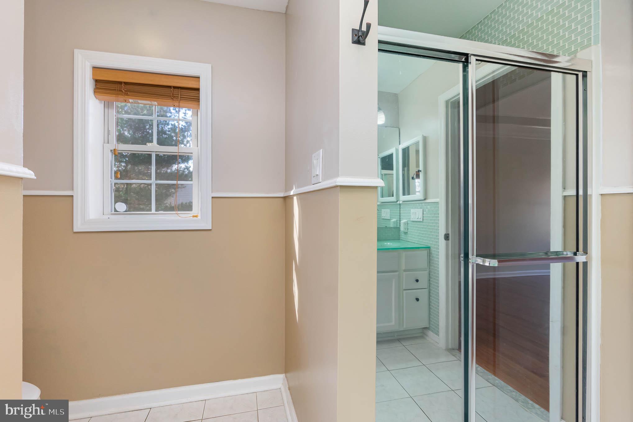 NORTH HILLS - Residential