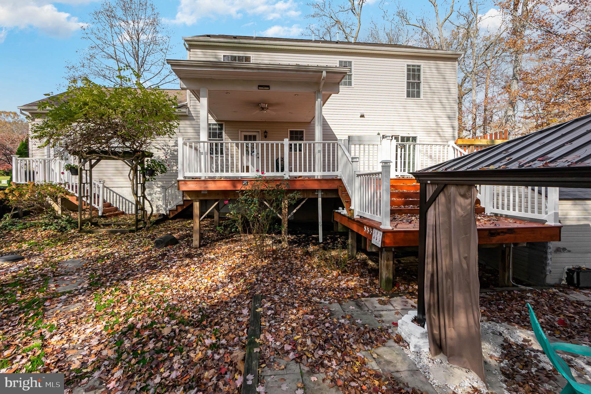 NORTH HILLS - Residential