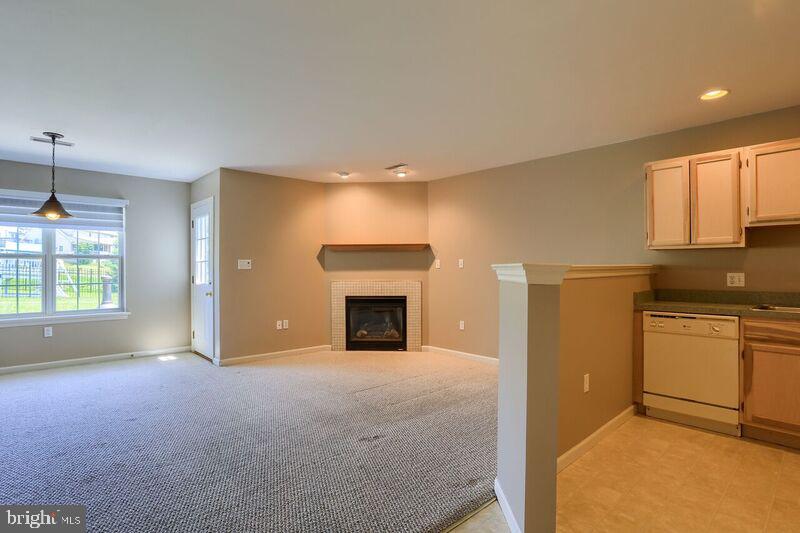 QUAIL HOLLOW - Residential