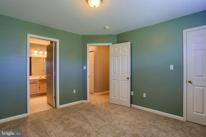 QUAIL HOLLOW - Residential