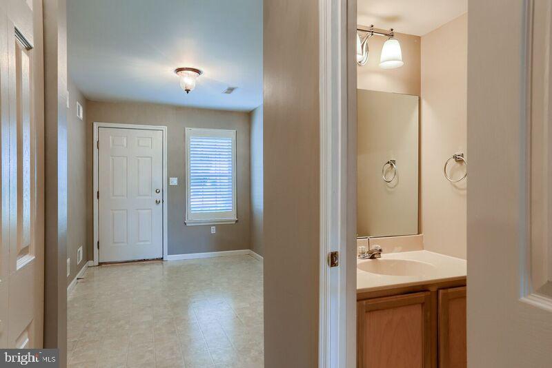 QUAIL HOLLOW - Residential